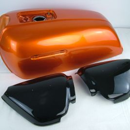 F1 tank in csunrise flake orange for cb550