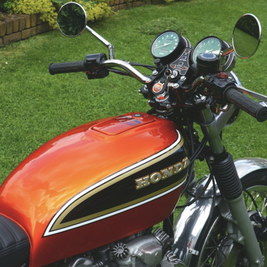 Honda cb 550 - (750 k6 design) - DE